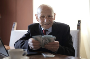 Defined Contribution Pensions, But Not Really